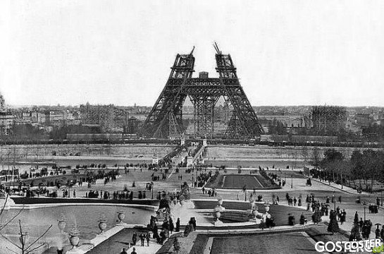 Construction of Eiffel Tower in 1880