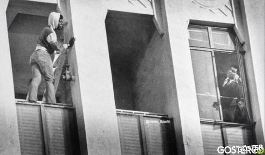 Muhammad Ali talking someone out of jumping - 1981