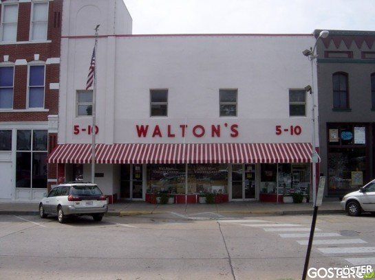The first Walmart store opened in 1962