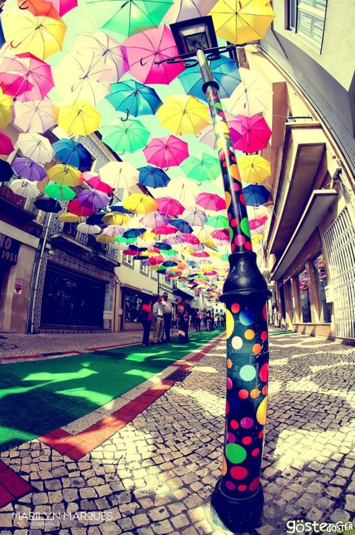 floating-umbrellas-agueda-portugal-2014-9