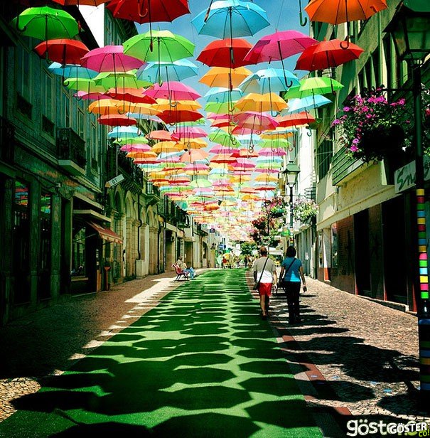 floating-umbrellas-installation-agueda-portugal-6