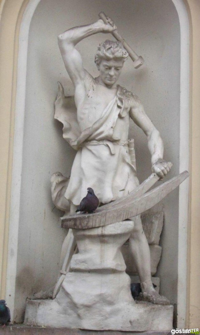 5d78ca84eb8b90615a36642ed04c73ec_650x