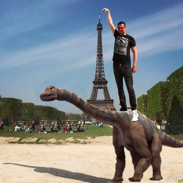 photoshop-eiffel-tower-tourist-photo-sid-frisjes-111