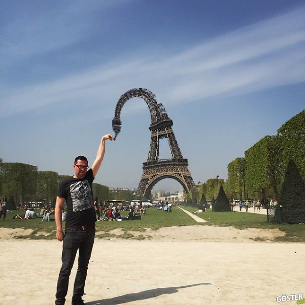 photoshop-eiffel-tower-tourist-photo-sid-frisjes-152