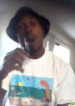 Rap Müzikleri İşaret Diliyle İşitme Engelliler için Çeviren Müthiş Adam
