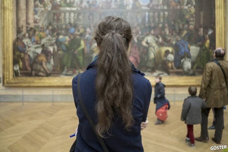 Oliver Curtis turistik mekanlara sirtini donmek 8