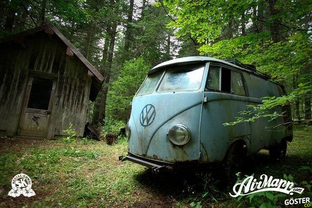 Fransız Alplerinde Terk Edilen 1955 Model VW Panelvanın Kurtuluşu