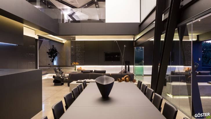 Kloof Road House by Nico van der Meulen Architects and M Square Lifestyle Design