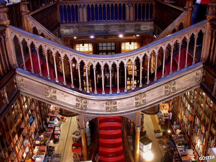 The Lello bokstore in Porto, Portugal