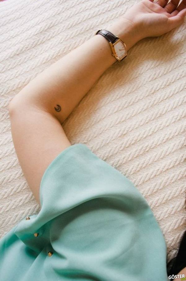 Minimalist Tattoo Ideas (22)