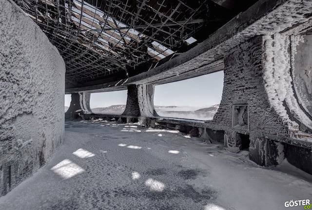 Abandonned-Soviet-Buildings-by-Rebecca-Litchfield2