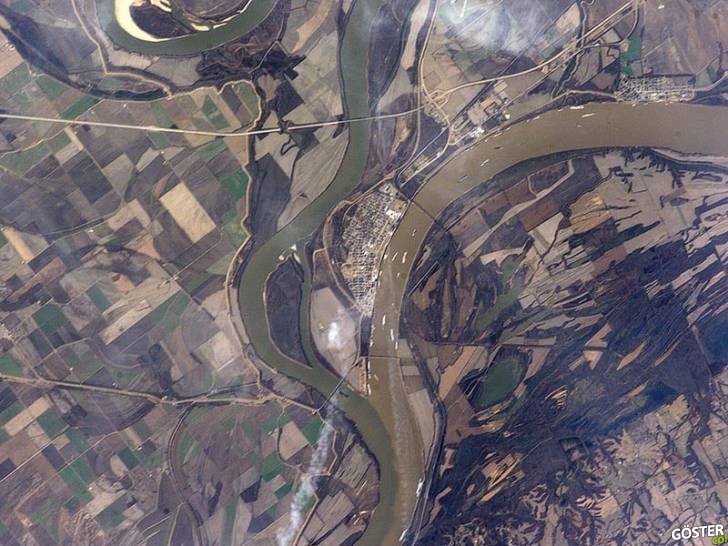 When the rivers meets 3175 When the rivers meets