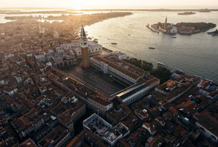 Dimitar Karanikolov’un Havadan Görüntüleri, Tamamiyle Yeni Bir Venedik Perspektifi Sunuyor