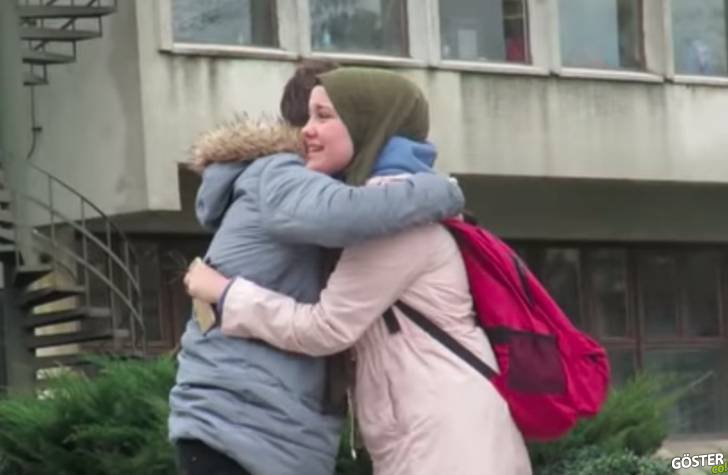 İnsanlara “Ben çirkin miyim?” diye sorup, tepkilerini kaydetmişler (Bazısı içinizi ısıtacak)