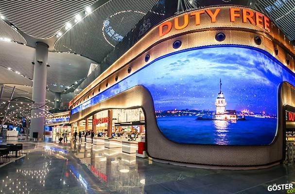 Yeni İstanbul Havalimanı’na iniş yapan bir yabancının kamerasından iniş anı ve sonrası