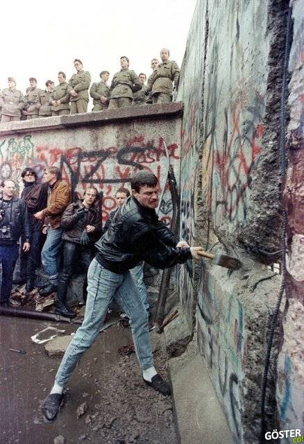Berlin Duvarı’nın 3 boyutlu hikayesi