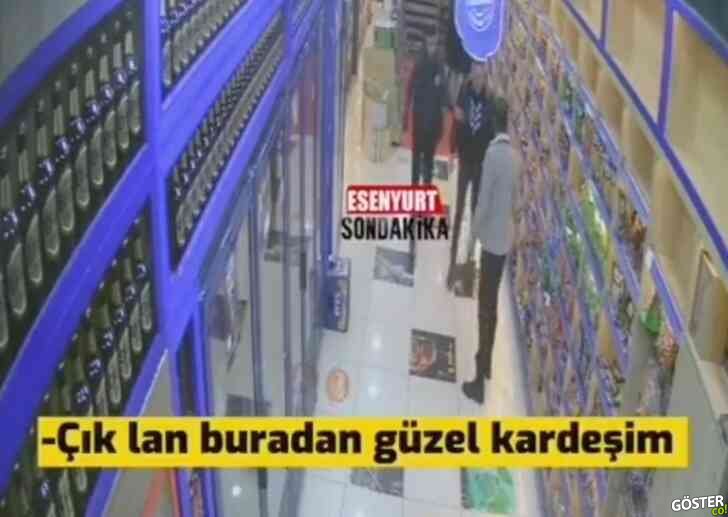 Esenyurt’ta tekel bayisine girip tebliğ yapmak isteyen adam tekme tokat dövüldü